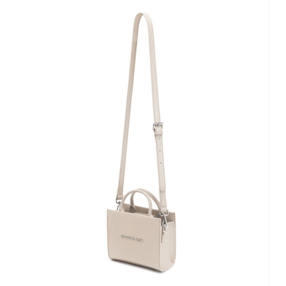 Brandon Blackwood ESR Tote taupe recycled leather silver hardware - Picture 9 of 12